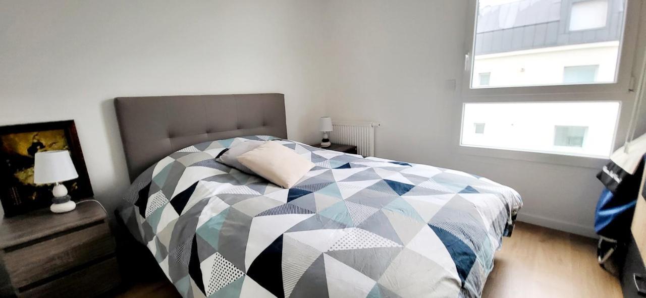 Appartement Moderne Finement Decore Avec Balcon A Vannes Centre Esterno foto